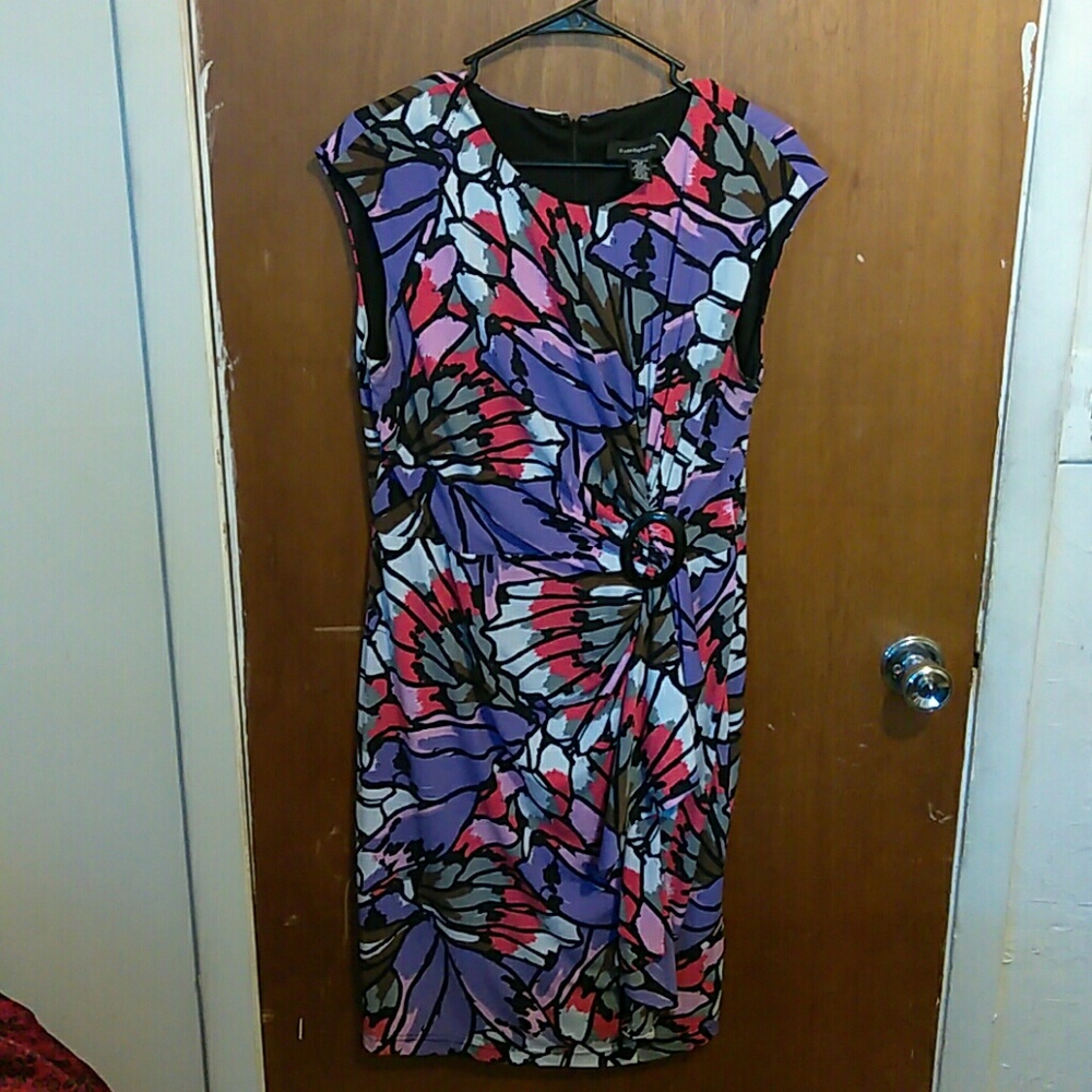 Trendy women's dress sz 14